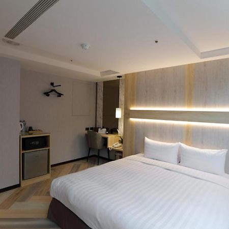 Silken Hotel Taipeh Exterior foto