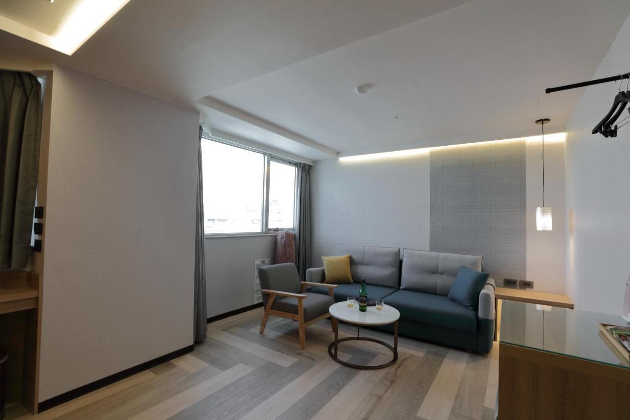 Silken Hotel Taipeh Exterior foto
